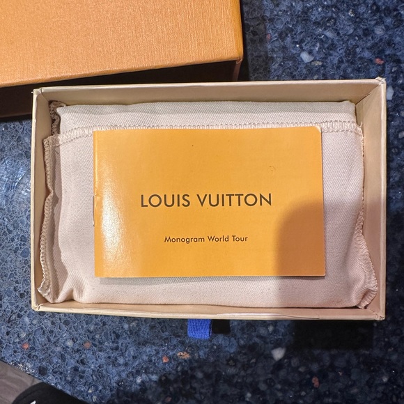 Louis Vuitton Défilé Homme Automne-Hiver 2021 - Picture 6 of 13